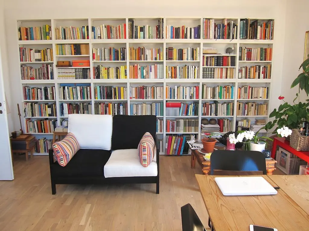 Casa Del Glicine Apartment Rome Italy