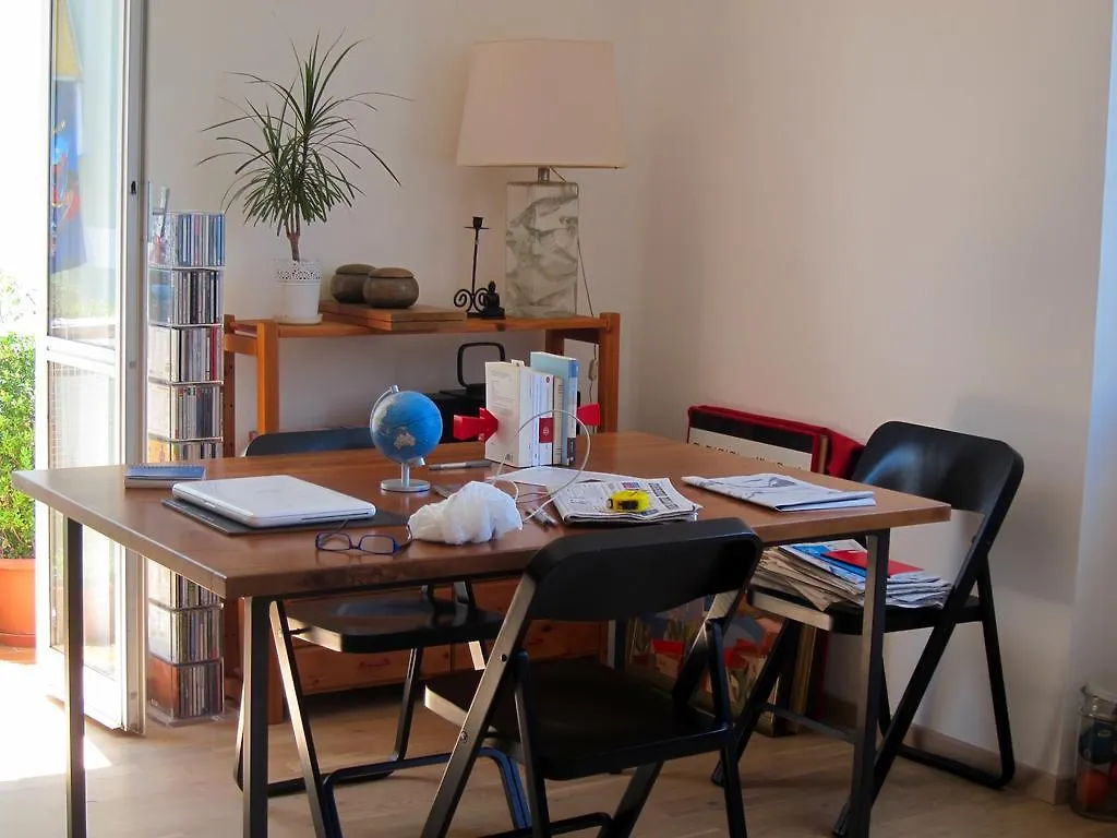 Casa Del Glicine Apartment Rome